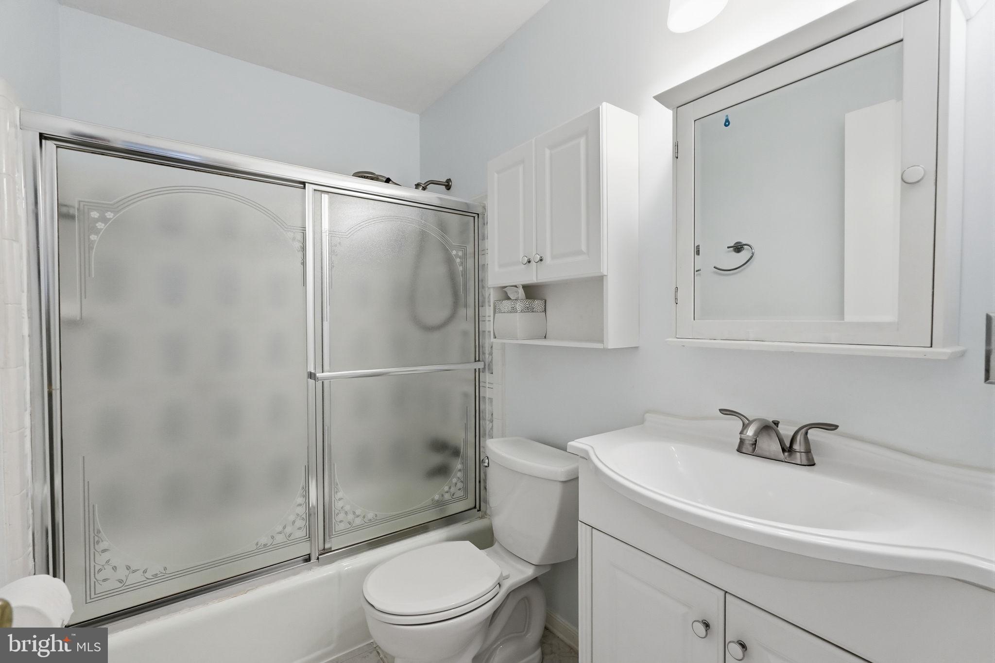 5672 KIRKHAM COURT