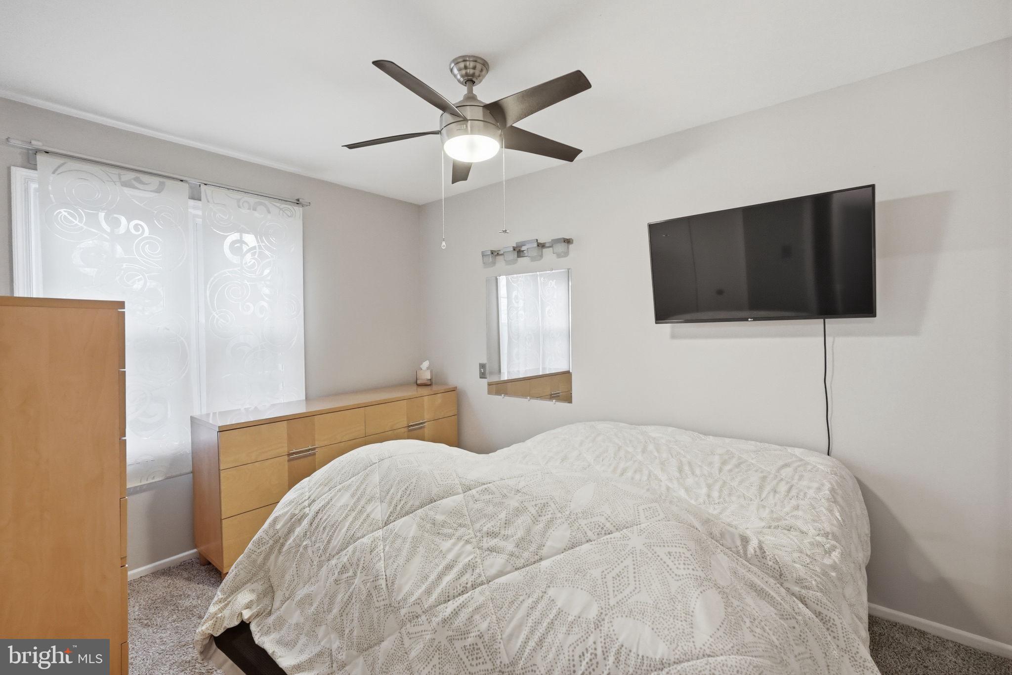 5672 KIRKHAM COURT