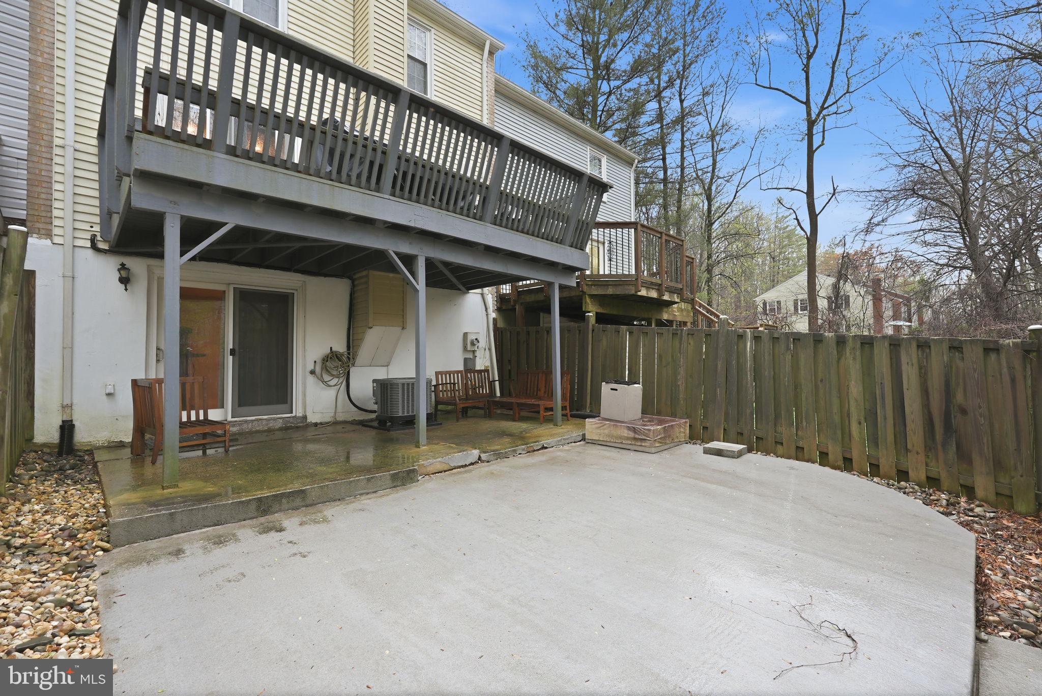 5672 KIRKHAM COURT