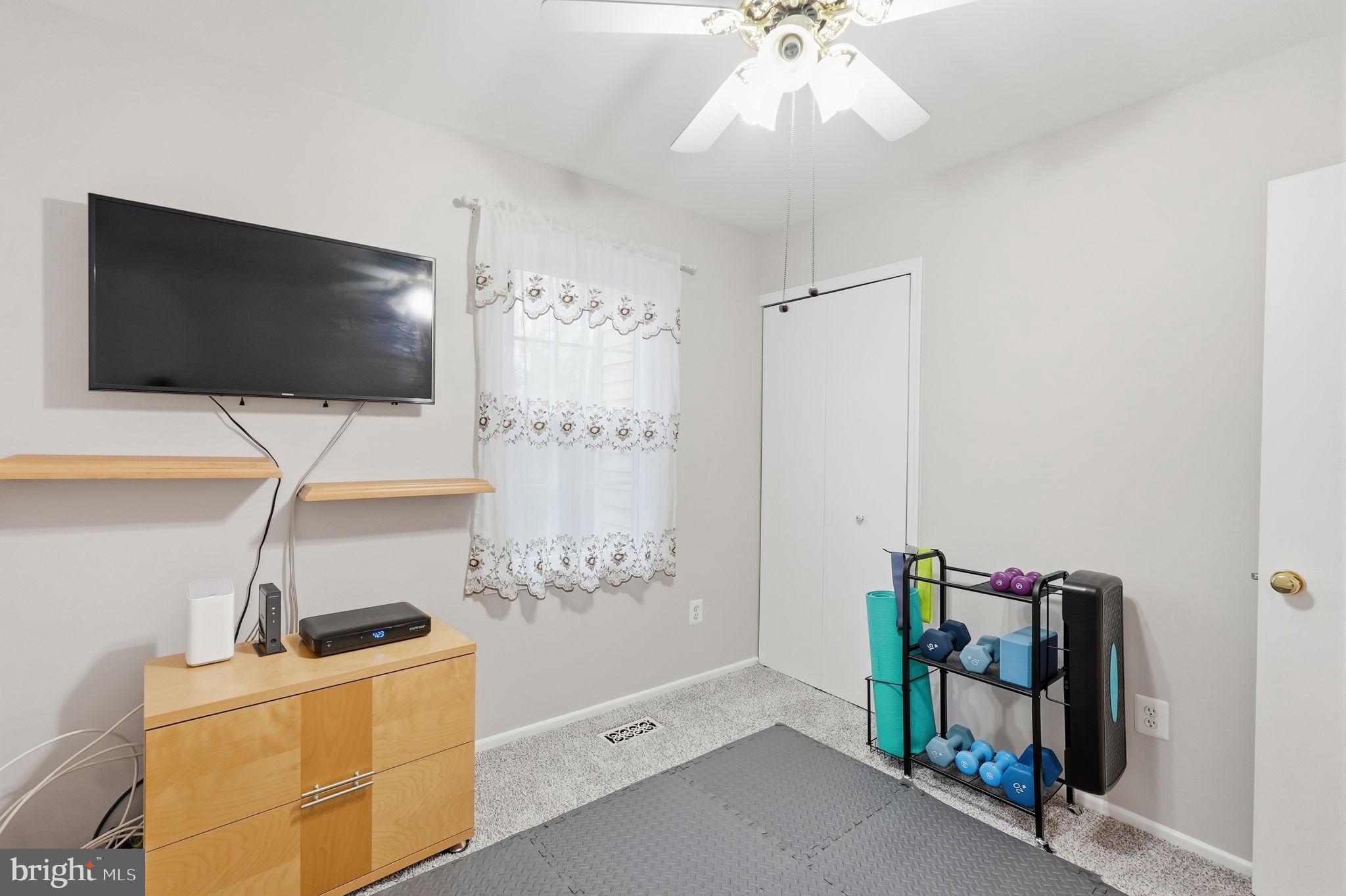 5672 KIRKHAM COURT