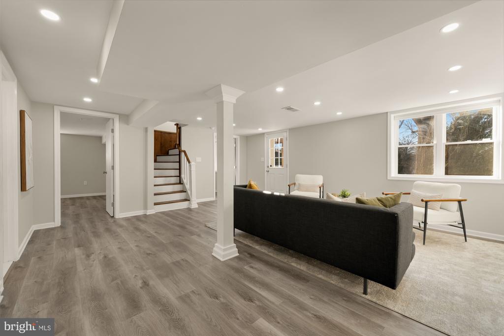 6112 PAULONIA ROAD