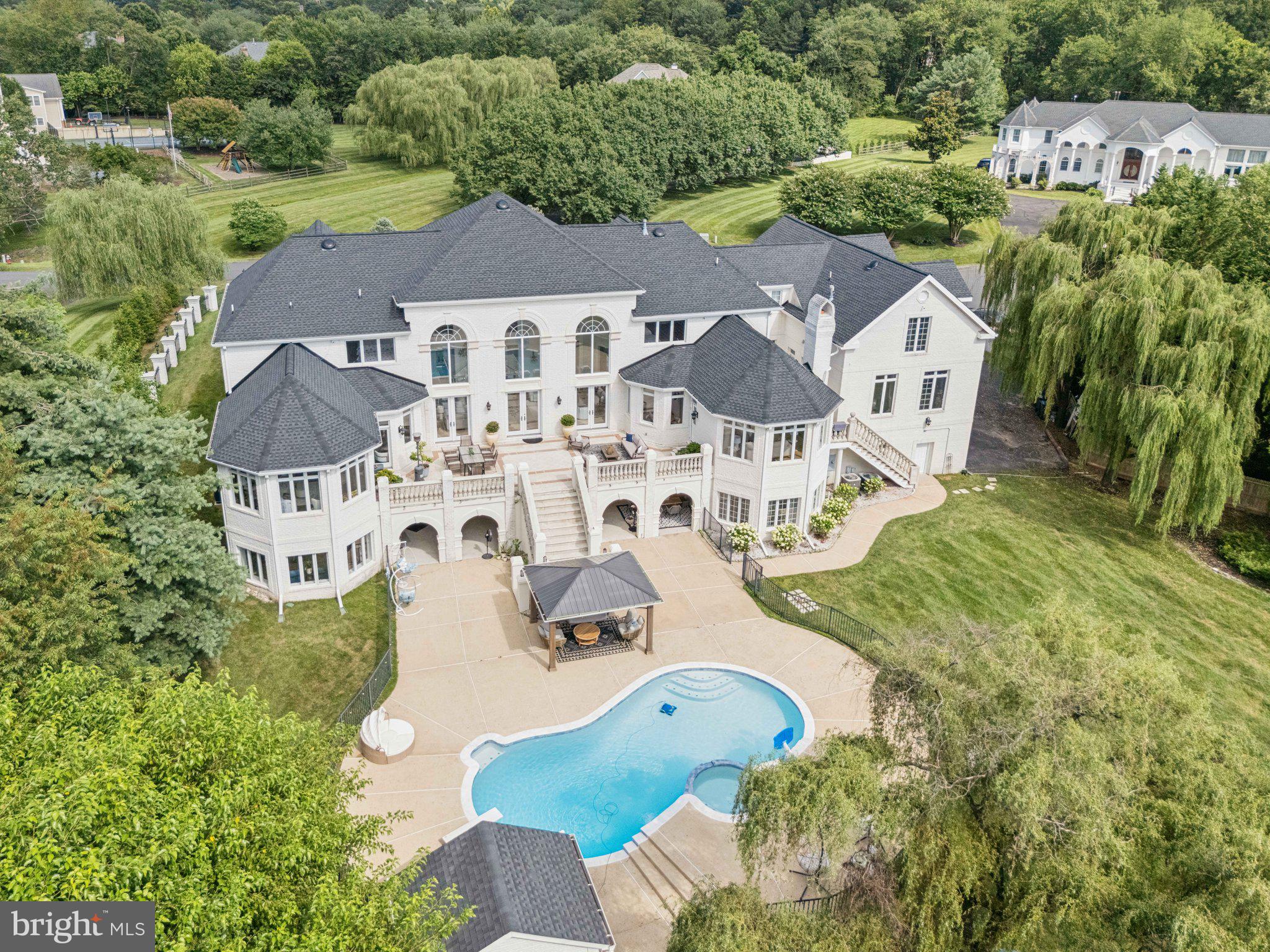 606 BROCKMAN COURT