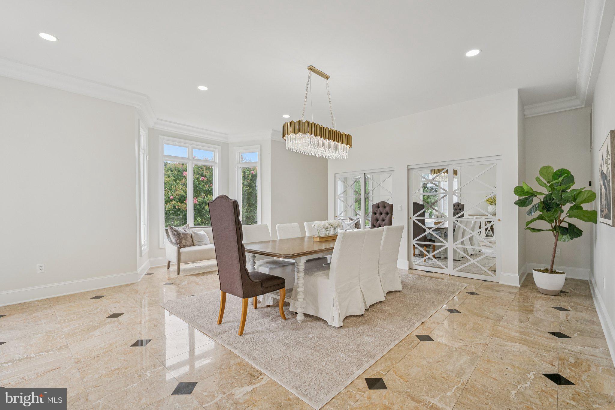 606 BROCKMAN COURT