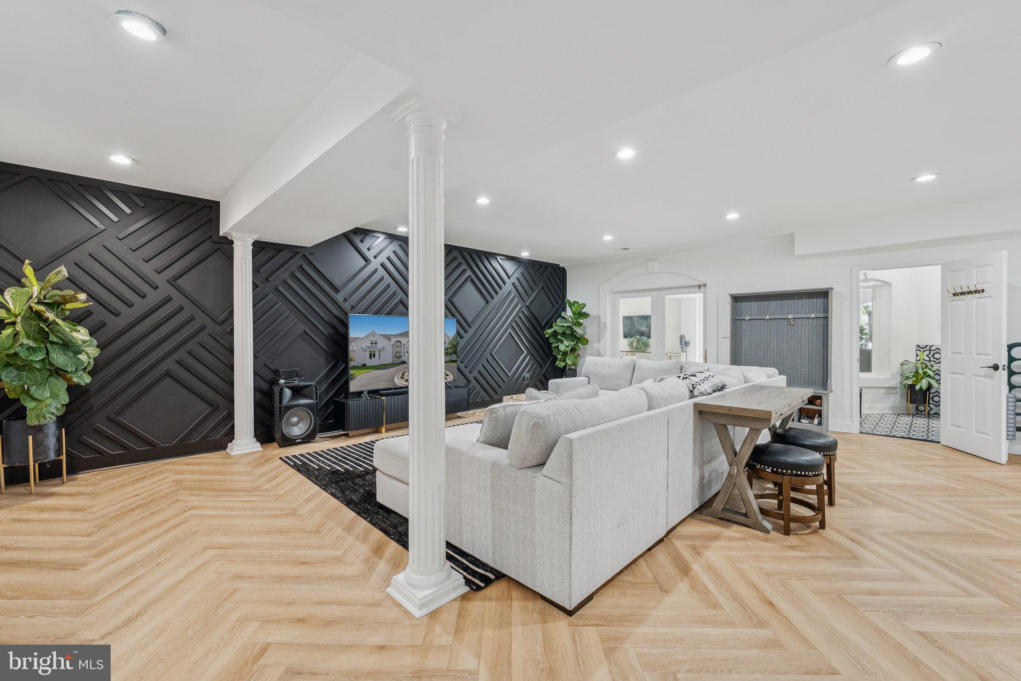 606 BROCKMAN COURT