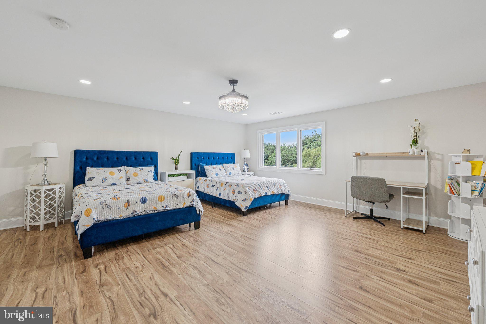 606 BROCKMAN COURT
