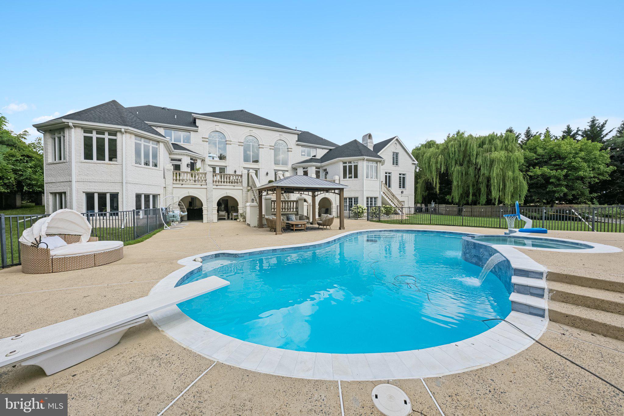 606 BROCKMAN COURT