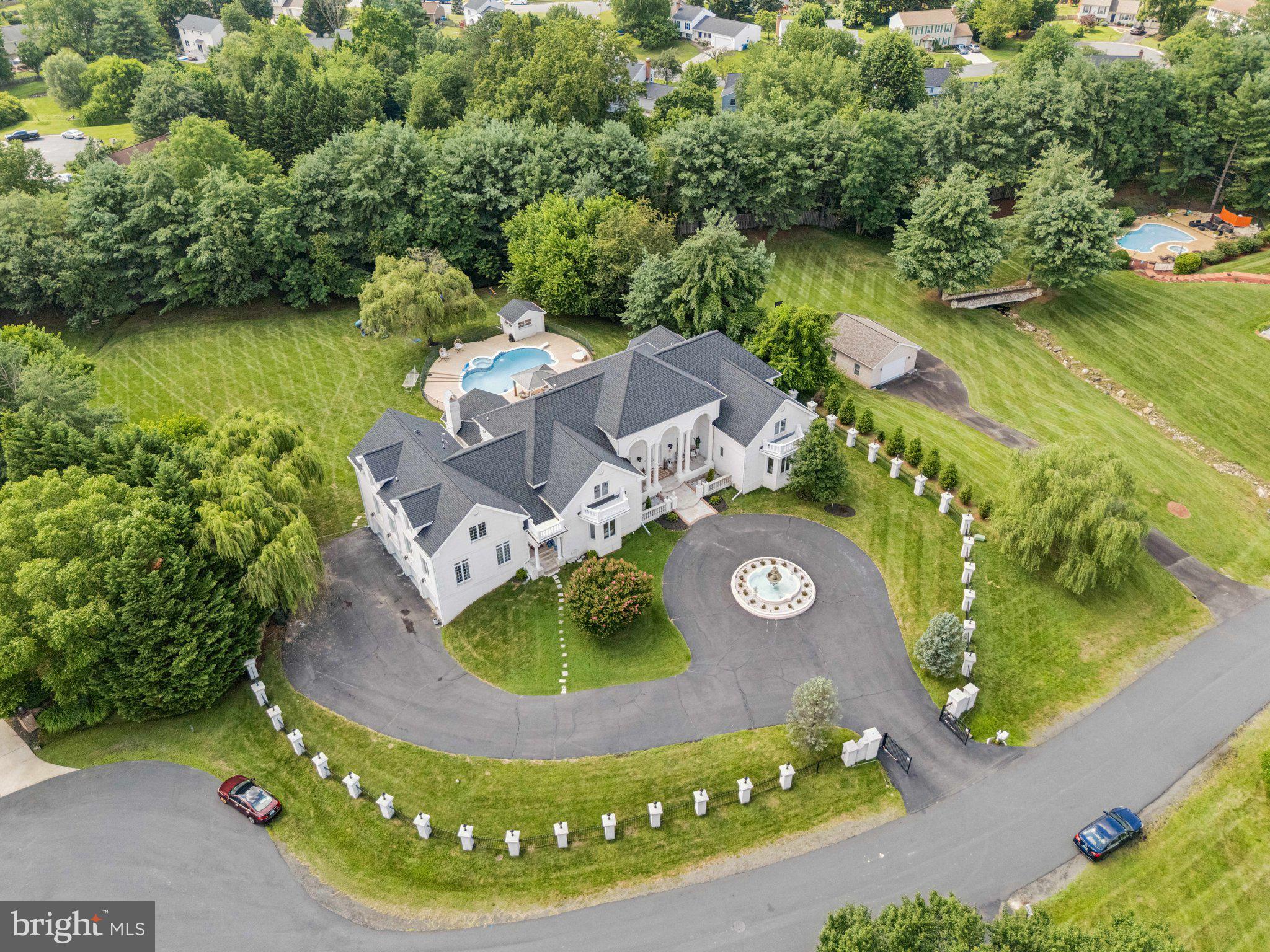 606 BROCKMAN COURT