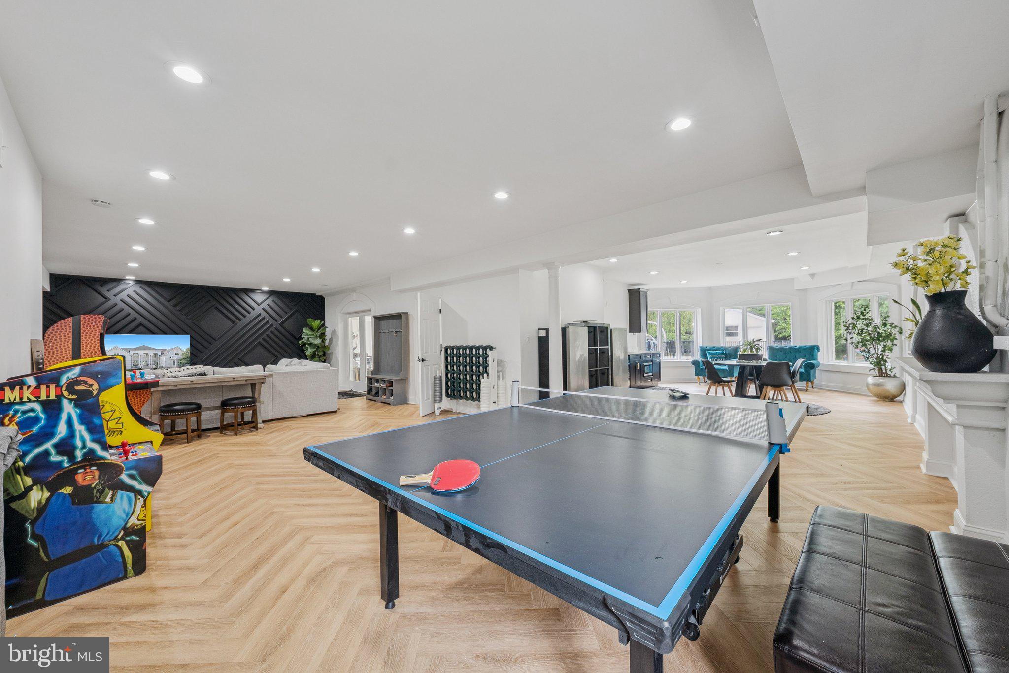 606 BROCKMAN COURT