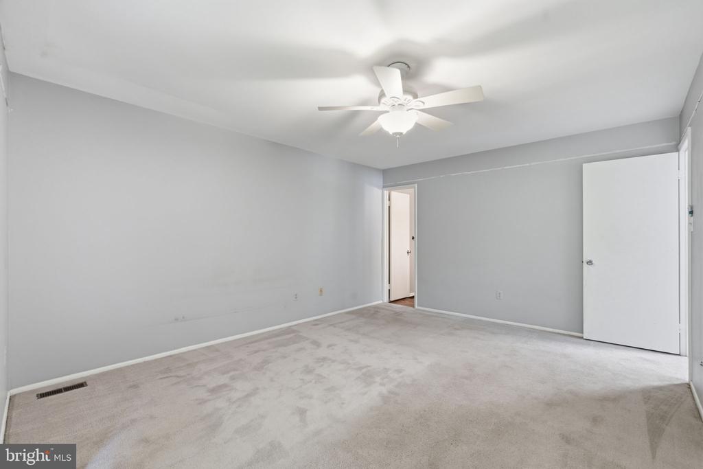 3103 BABASHAW COURT