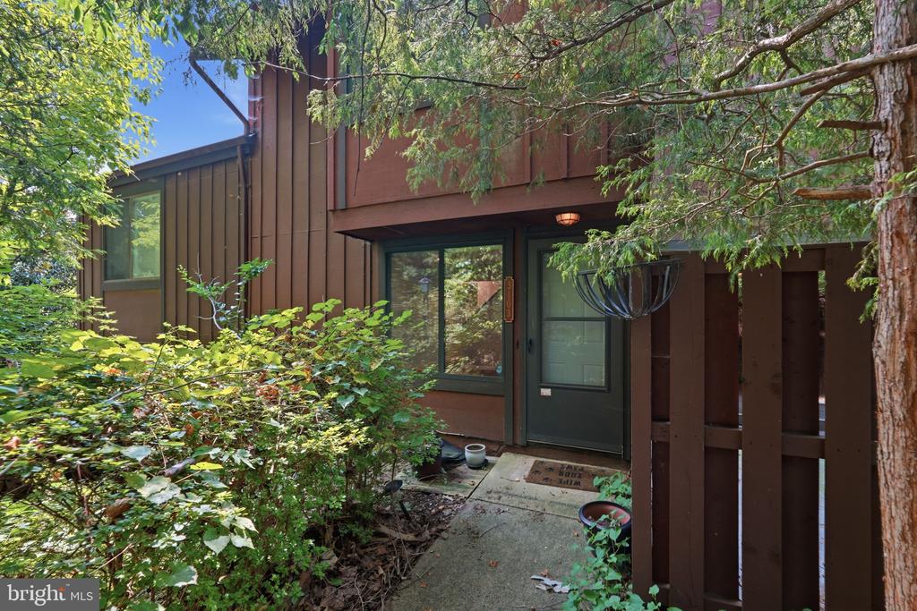 3103 BABASHAW COURT