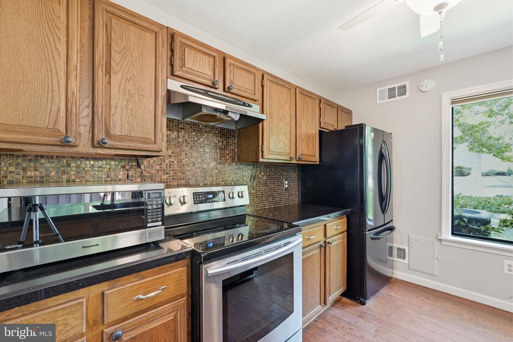 3103 BABASHAW COURT