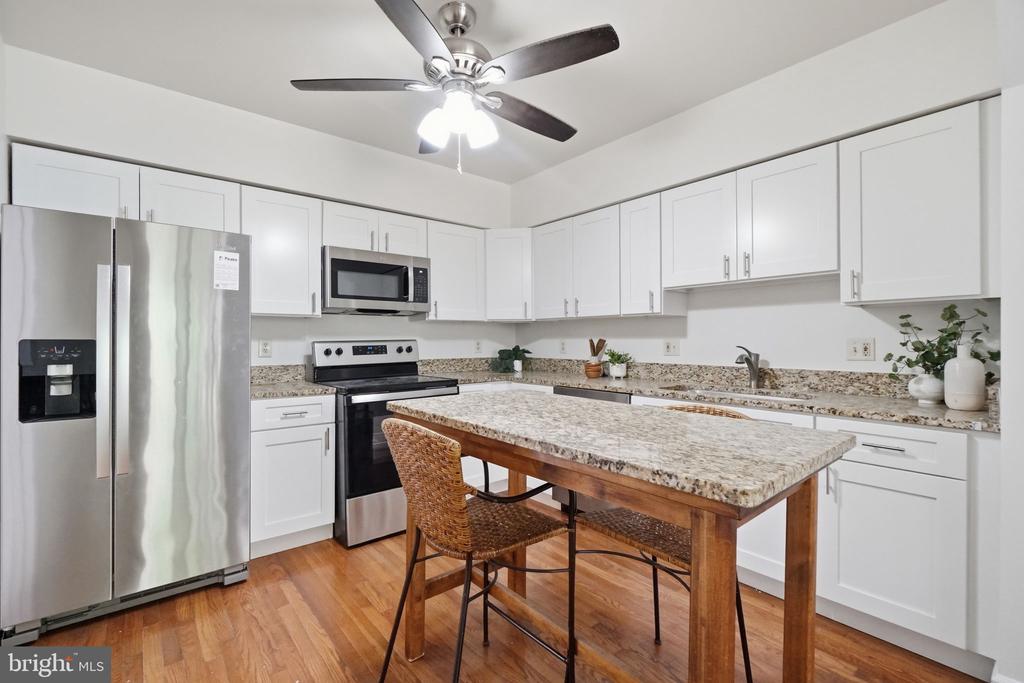 1462 HAMPTON HILL CIRCLE