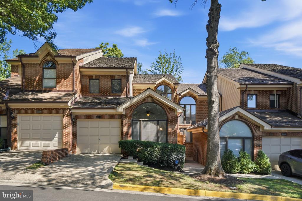 1462 HAMPTON HILL CIRCLE