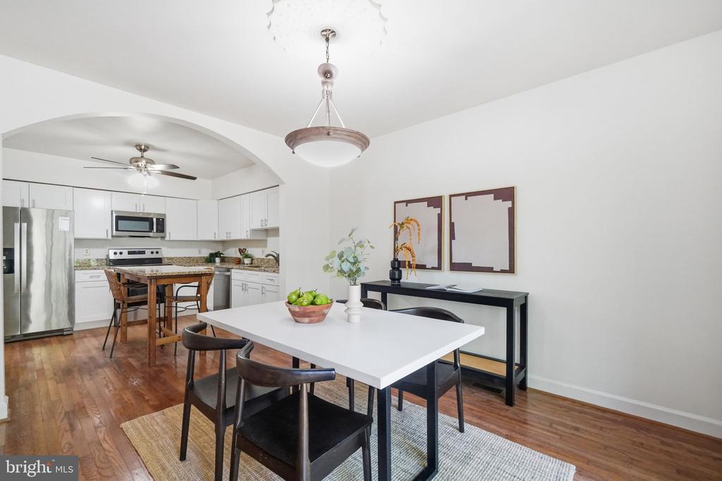 1462 HAMPTON HILL CIRCLE