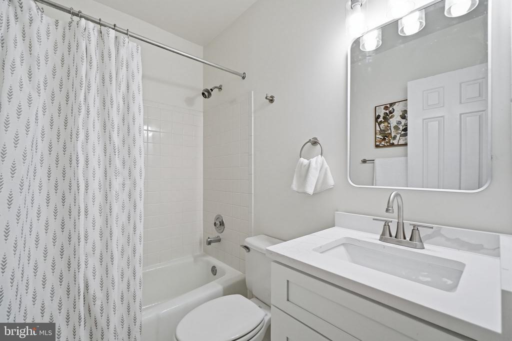 1462 HAMPTON HILL CIRCLE