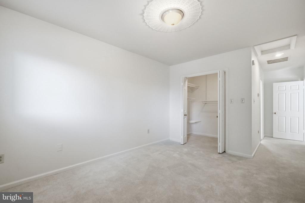 1462 HAMPTON HILL CIRCLE