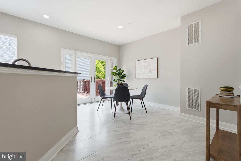 2167 CAPSTONE CIRCLE