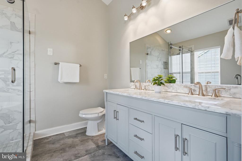 2167 CAPSTONE CIRCLE