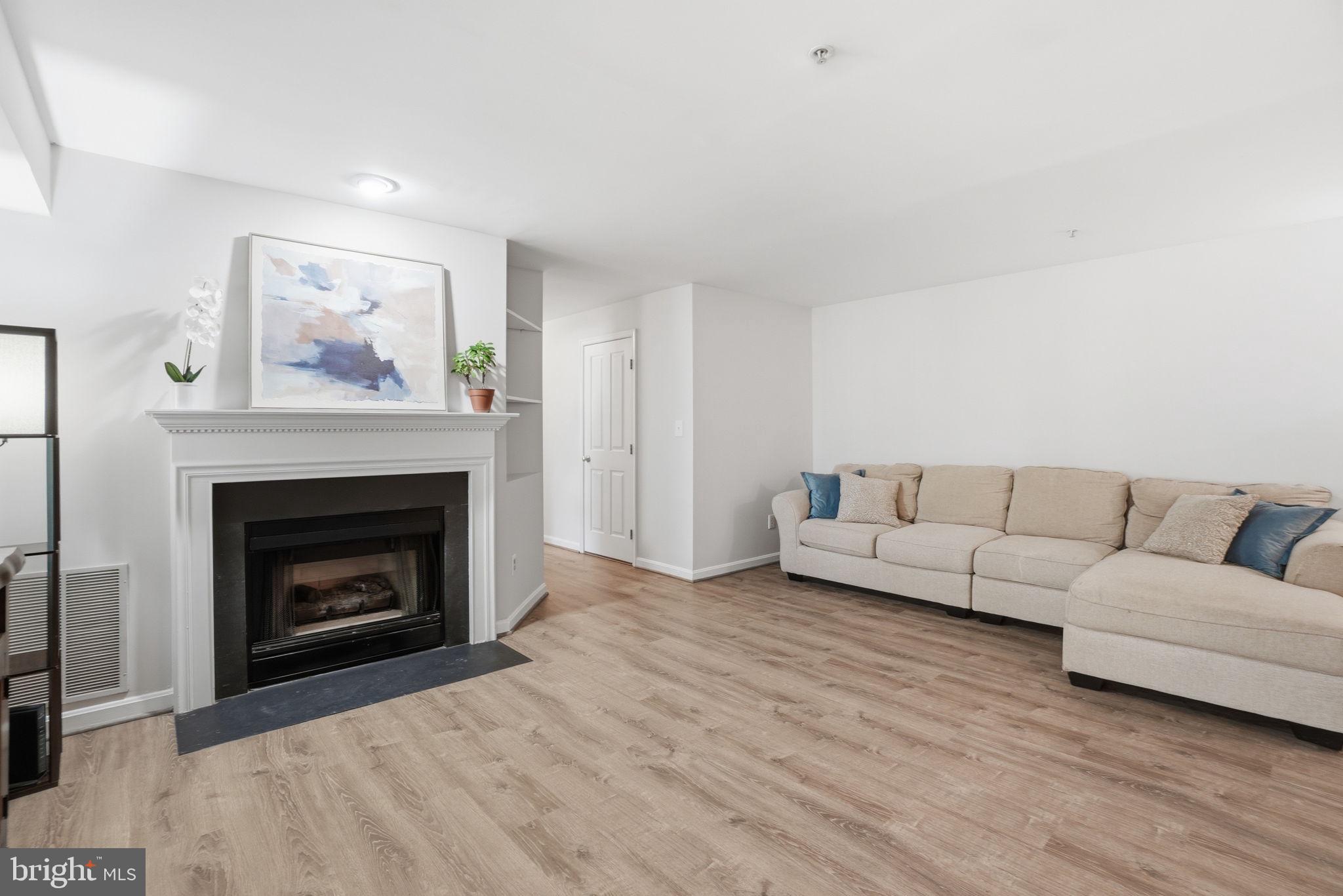 4116 MONUMENT COURT G 204
