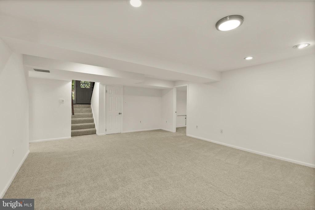 12561 QUINCY ADAMS COURT