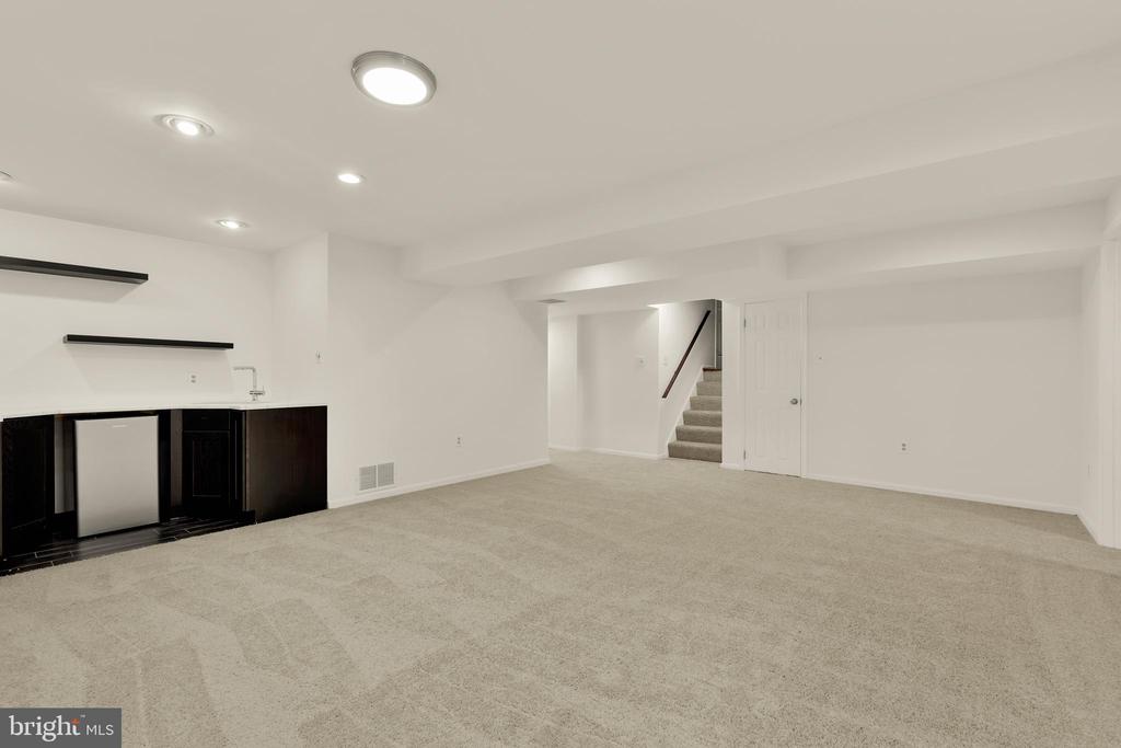 12561 QUINCY ADAMS COURT