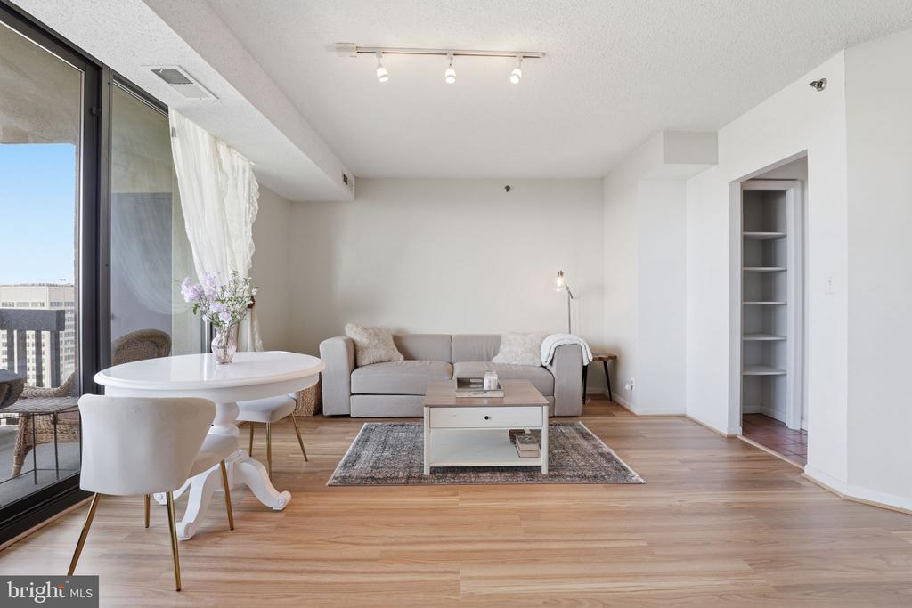 5505 SEMINARY ROAD 2014N
