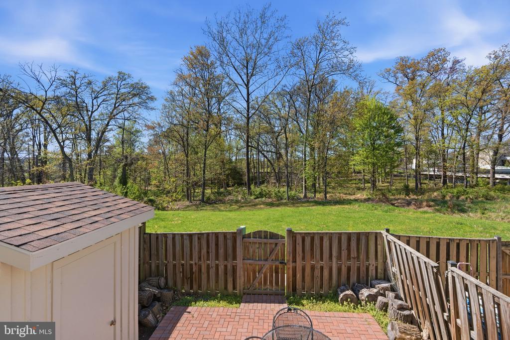 13315 AIKEN PLACE