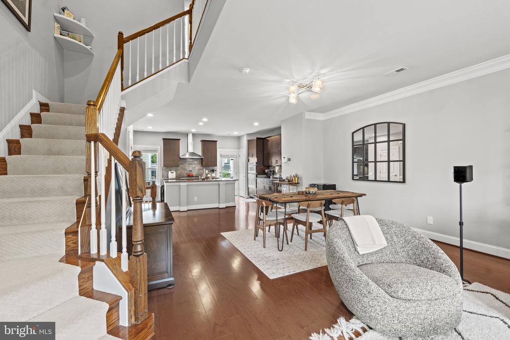 9618 STOCKWELL LANE
