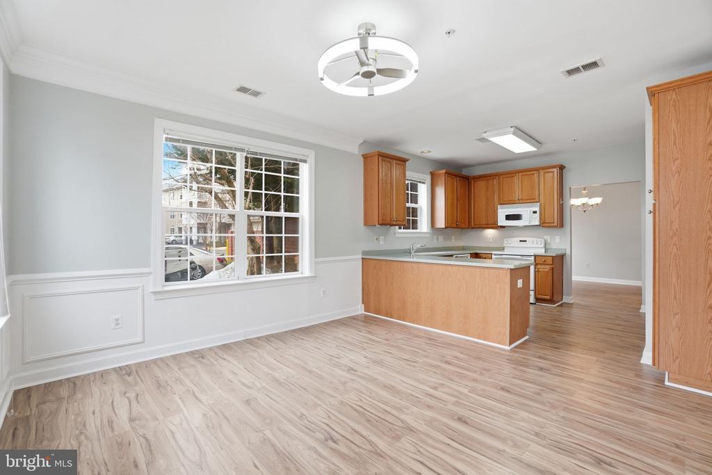 7871 ROLLING WOODS COURT 1104