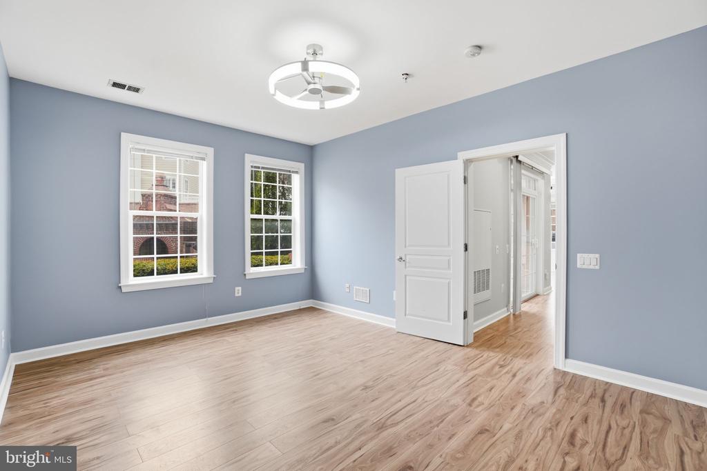 7871 ROLLING WOODS COURT 1104