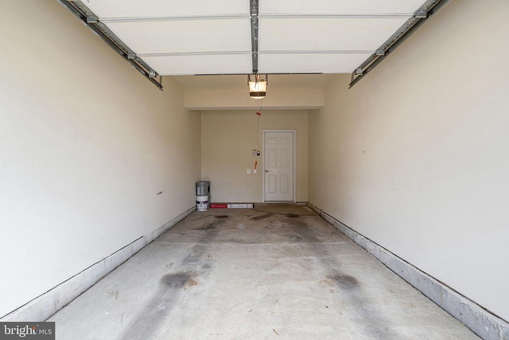 7871 ROLLING WOODS COURT 1104