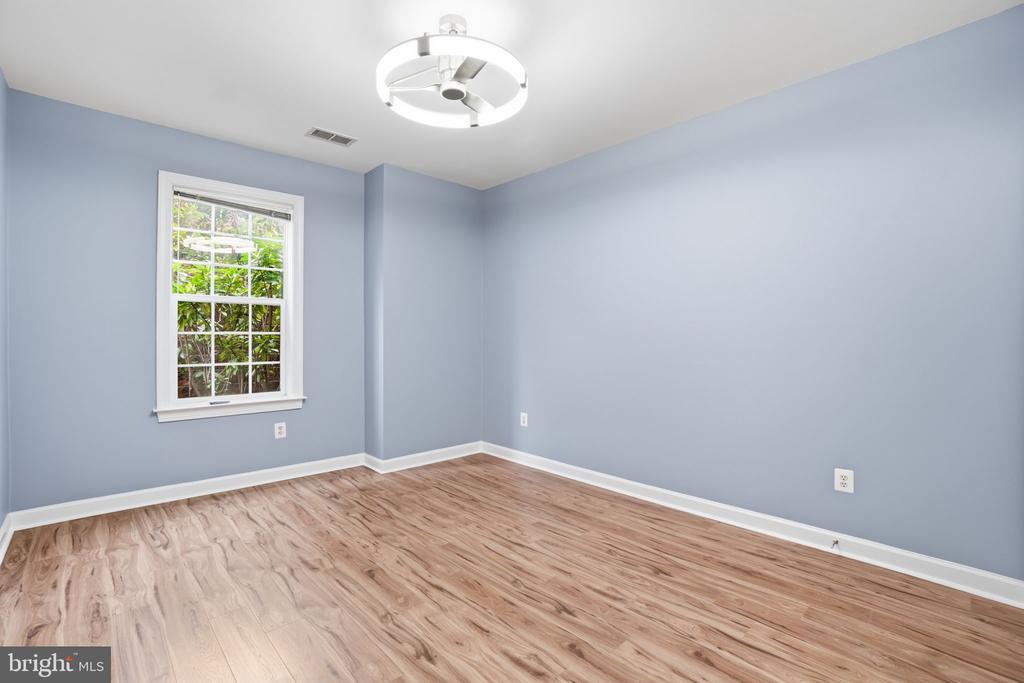7871 ROLLING WOODS COURT 1104