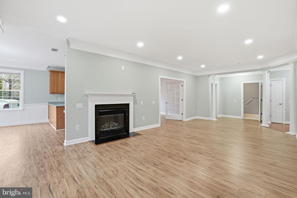 7871 ROLLING WOODS COURT 1104