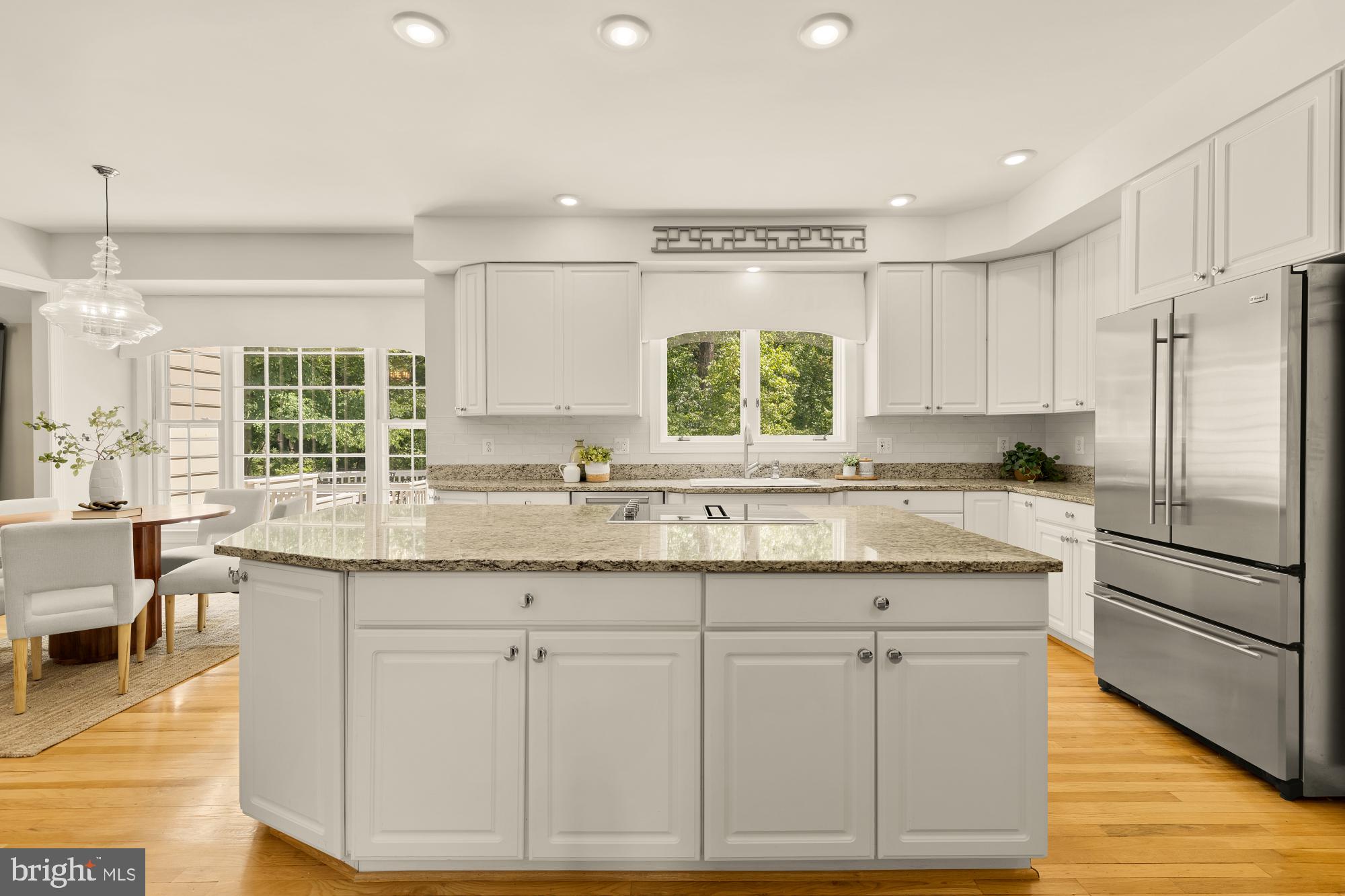 2487 OAKTON HILLS DRIVE