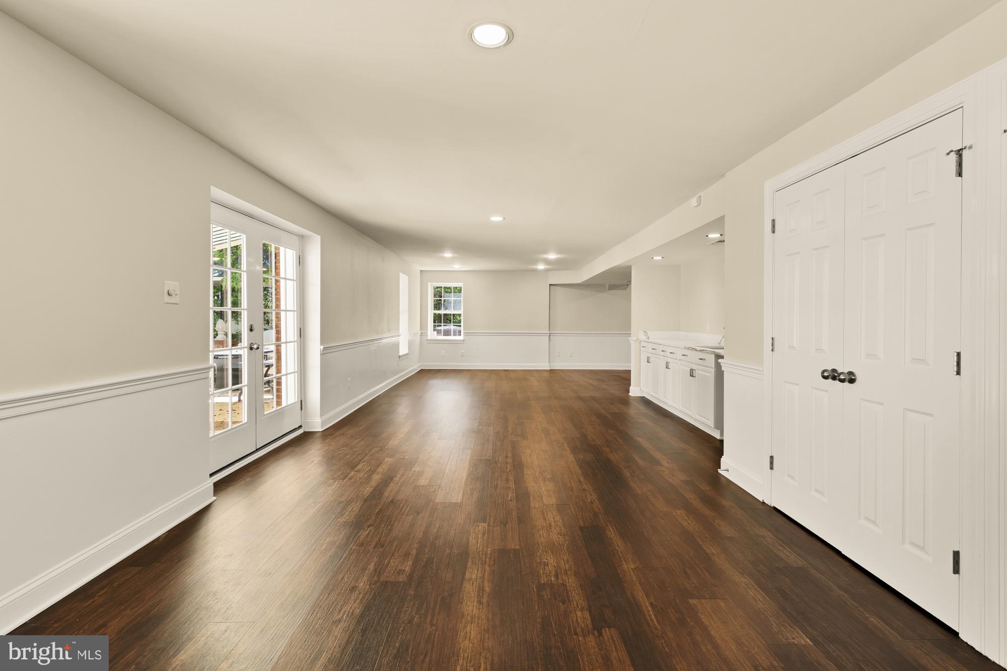 2487 OAKTON HILLS DRIVE