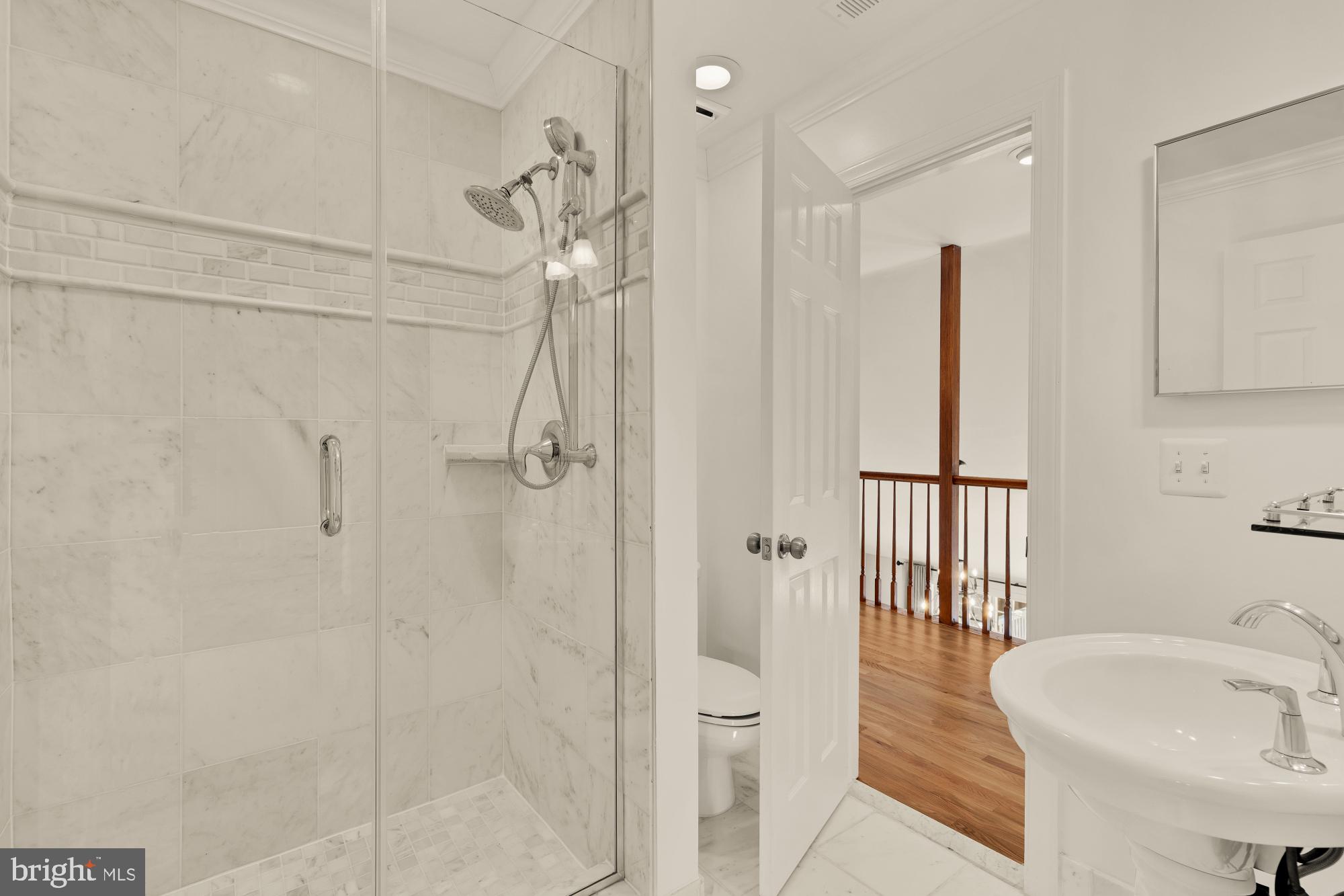 2487 OAKTON HILLS DRIVE
