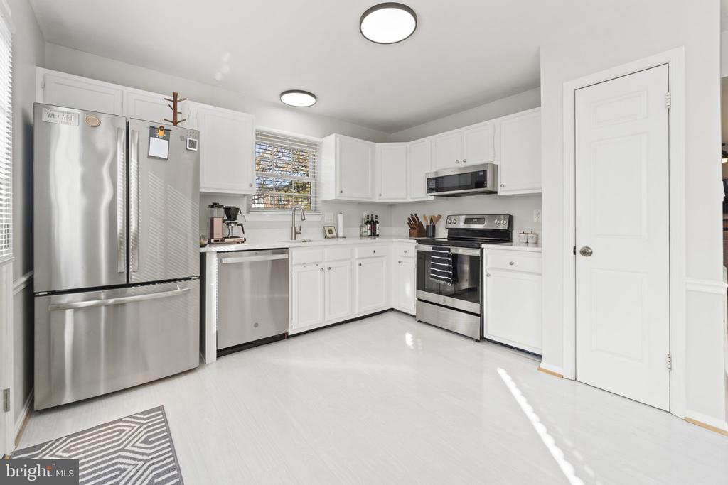 13689 WATER SPRINGS COURT