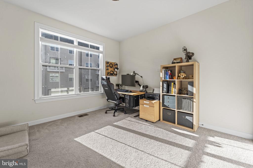 12384 AZURE LANE