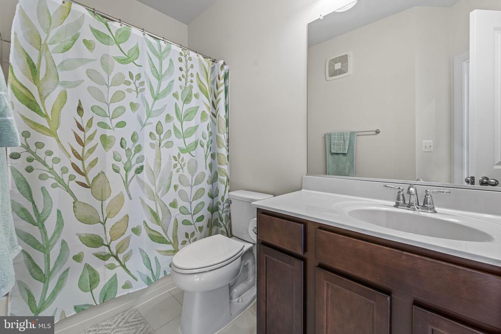 12384 AZURE LANE