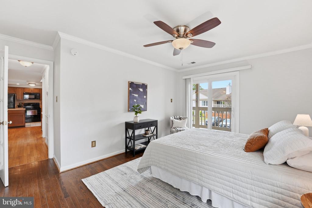 6057 ESSEX HOUSE SQUARE B