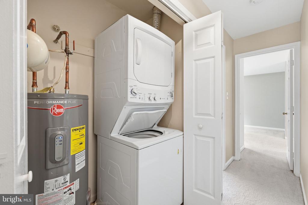 2822 LEE OAKS PLACE Unit: 101