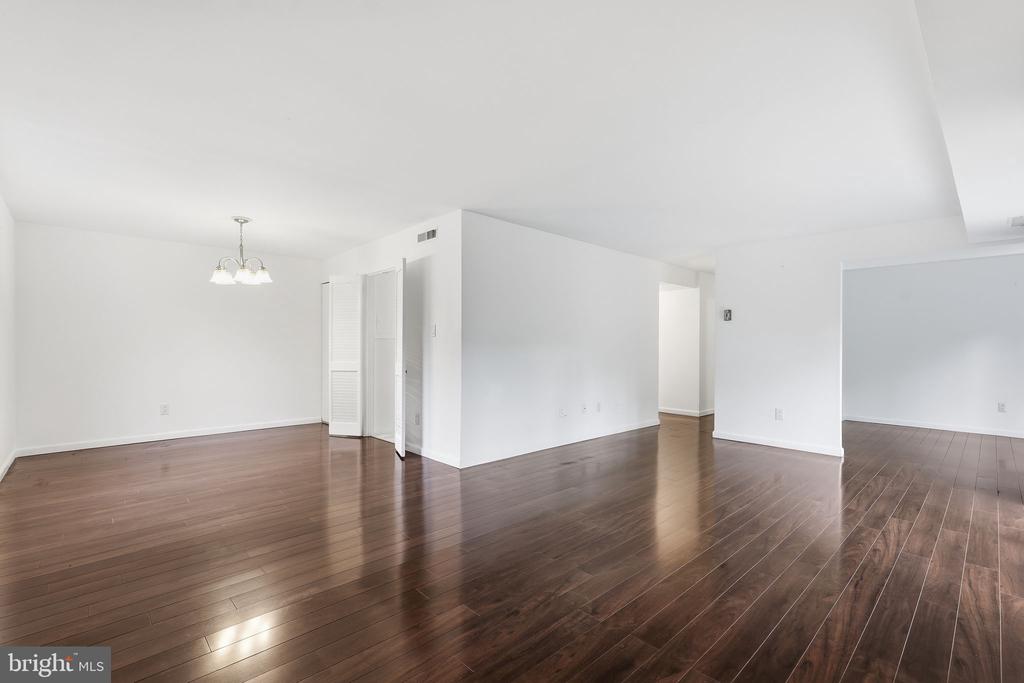 3101 S MANCHESTER STREET 315