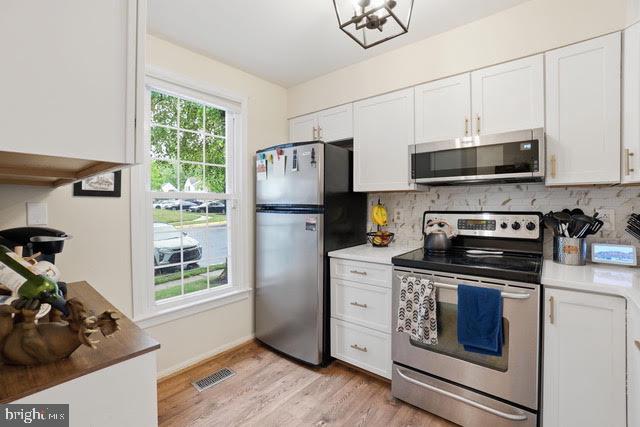 6320 CHIMNEY WOOD COURT