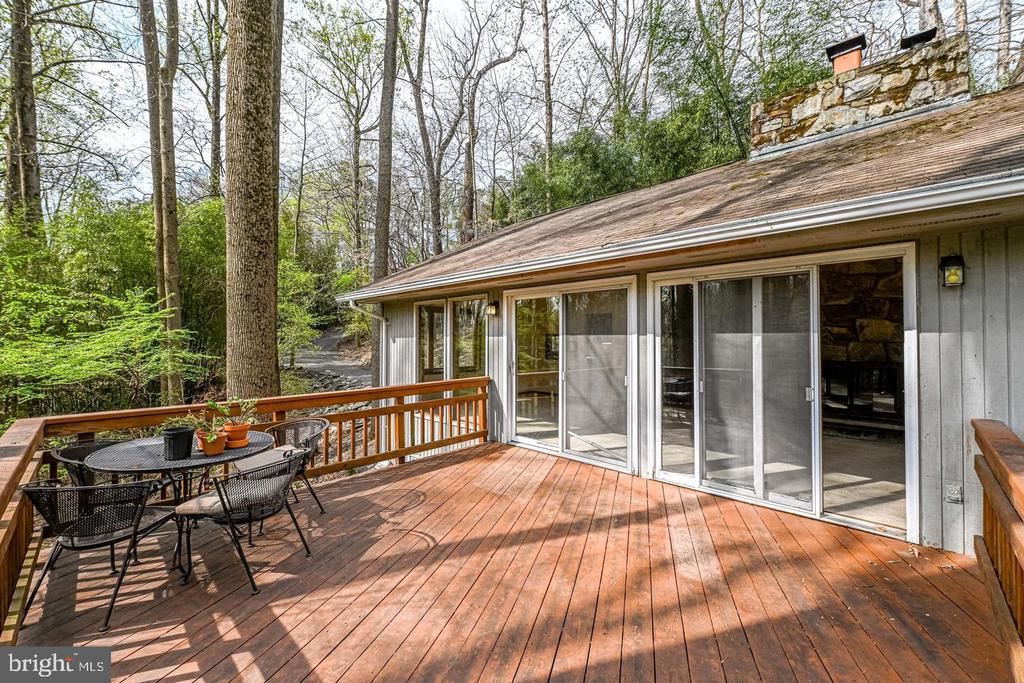 1328 POTOMAC SCHOOL ROAD