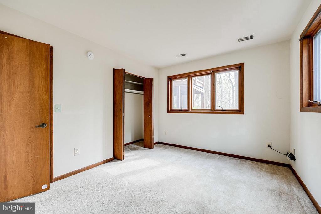1328 POTOMAC SCHOOL ROAD