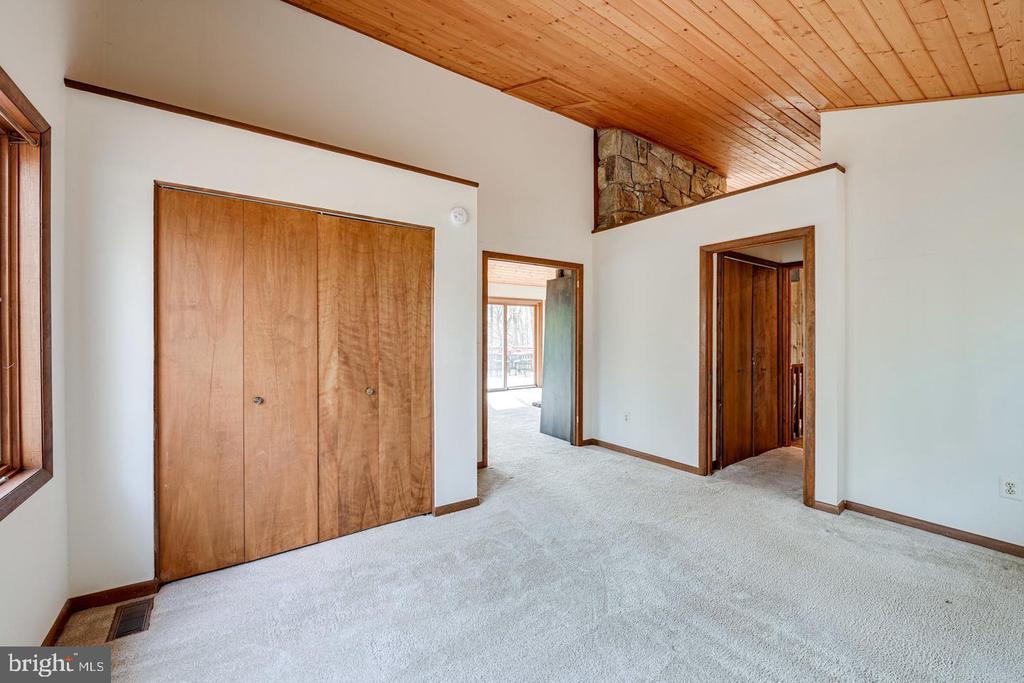 1328 POTOMAC SCHOOL ROAD
