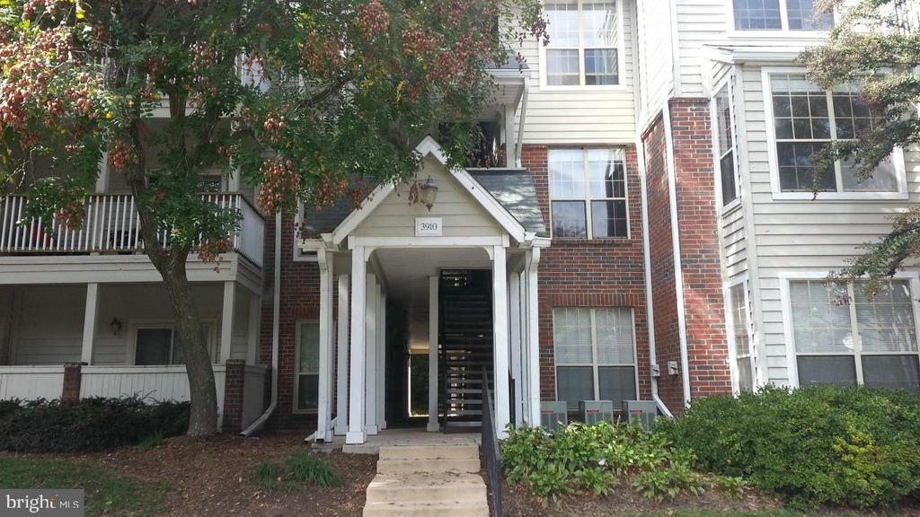 3910 PENDERVIEW DRIVE 624