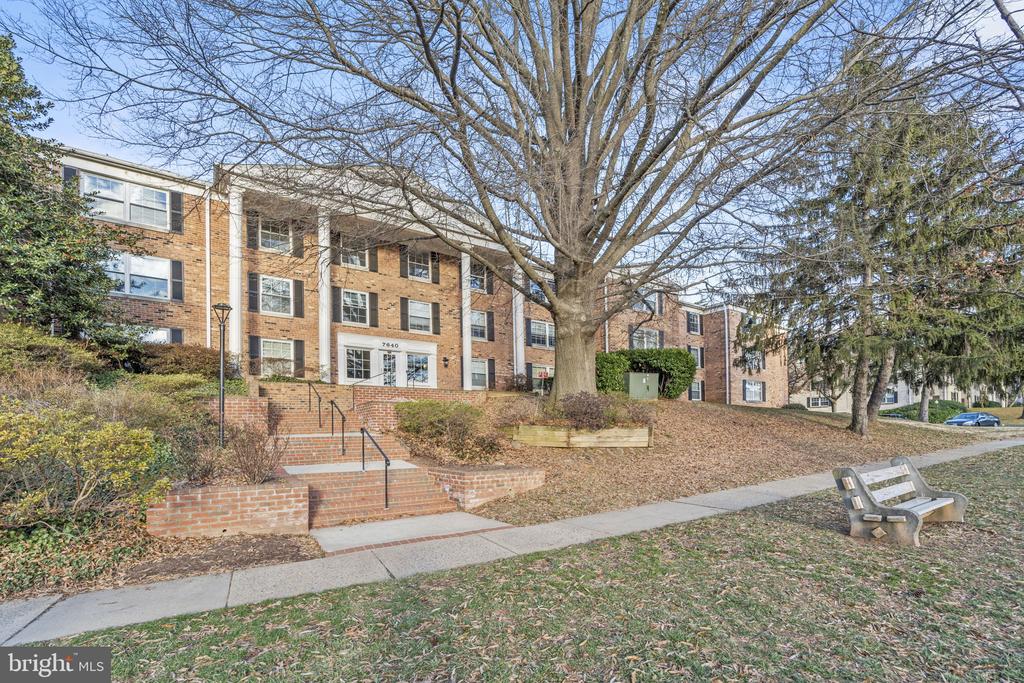 7640 TREMAYNE PLACE 110
