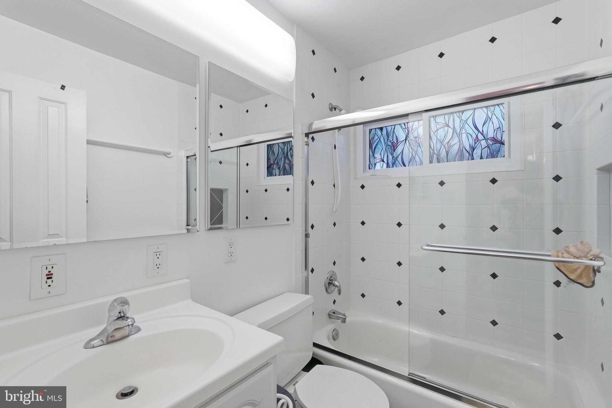 6817 VALLEY BROOK DRIVE