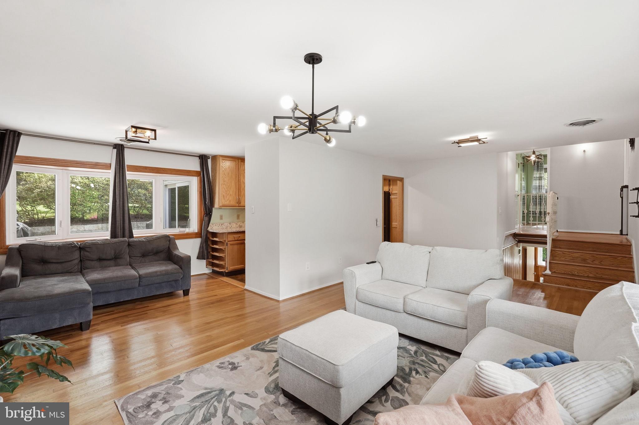 6817 VALLEY BROOK DRIVE